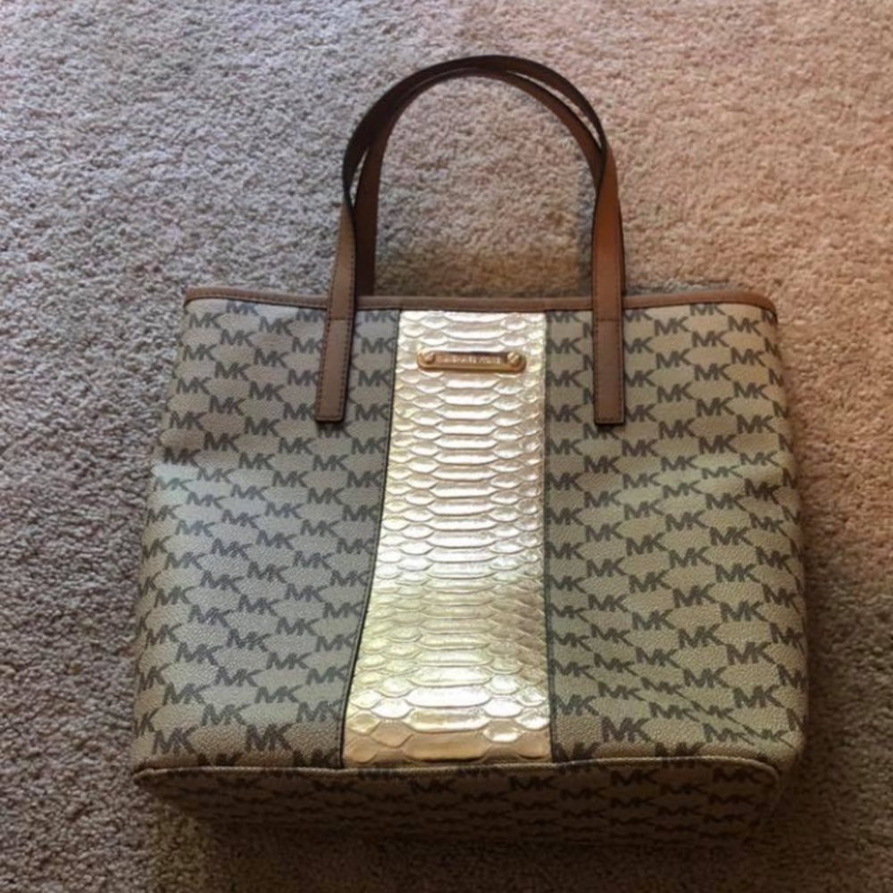 MK Purse, bought at marshals - Picture 1 of 4